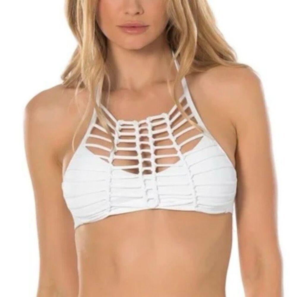 BECCA x‎ REBECCA VIRTUE | No Strings Attached Macrame American Fit Top | Large